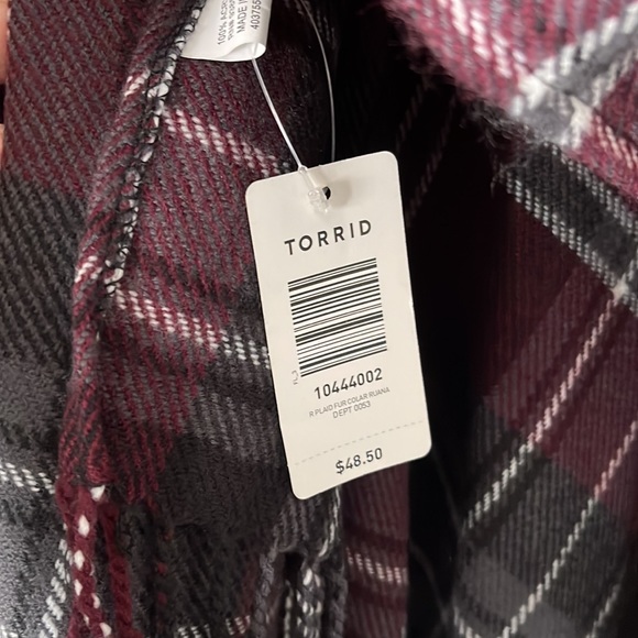 Torrid Plaid Shawl - Picture 5 of 5